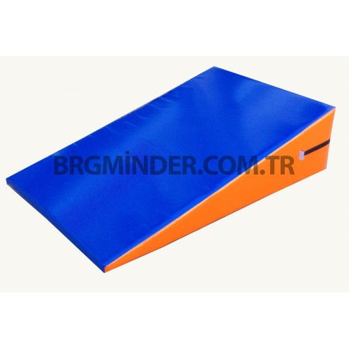 100x150x40 Cm Renkli Ucgen Minder Takla Minderi